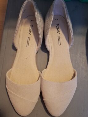 Toms Women's D'Orsay Flats in Beige / Light Tan